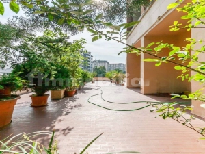 5 locali in vendita a Milano