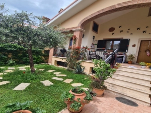 6 locali in vendita a Roma