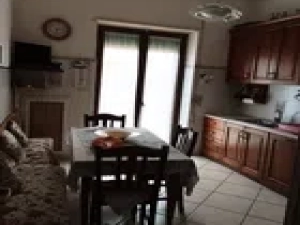 Quadrilocale in affitto a Minturno