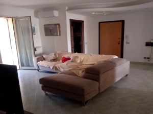 8 locali in vendita a Pozzallo